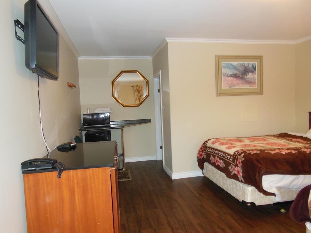 Kent Motel Chatham-Kent Ngoại thất bức ảnh
