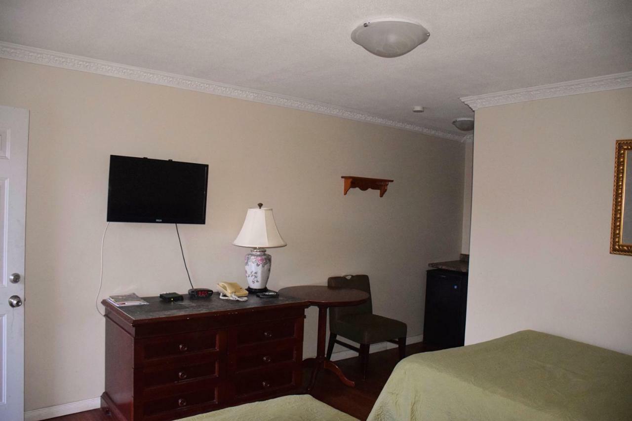 Kent Motel Chatham-Kent Ngoại thất bức ảnh